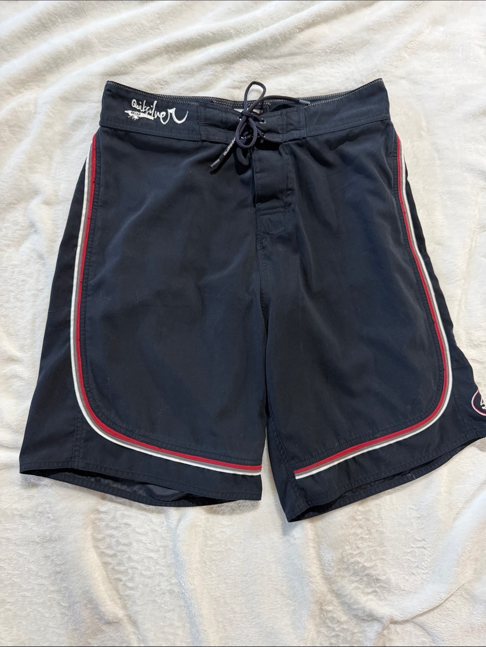 Quicksilver board shorts SZ 32